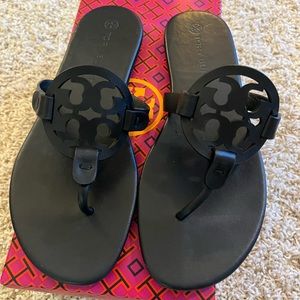 NIB Tory Burch Miller black soft calf size 8.